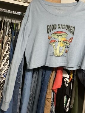 Long sleeve Midriff Top, Vintage Lee brand name.  100% soft cotton.